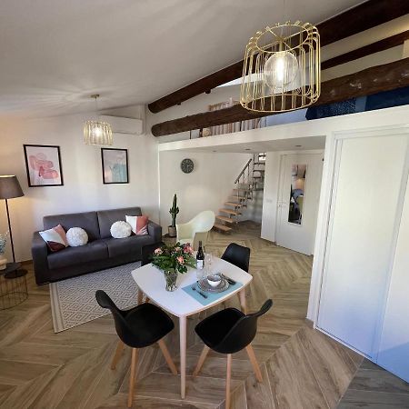 Nice Renting - Massena - Loft - Heart Of Vieil Antibes - The Market With Sea View Kültér fotó