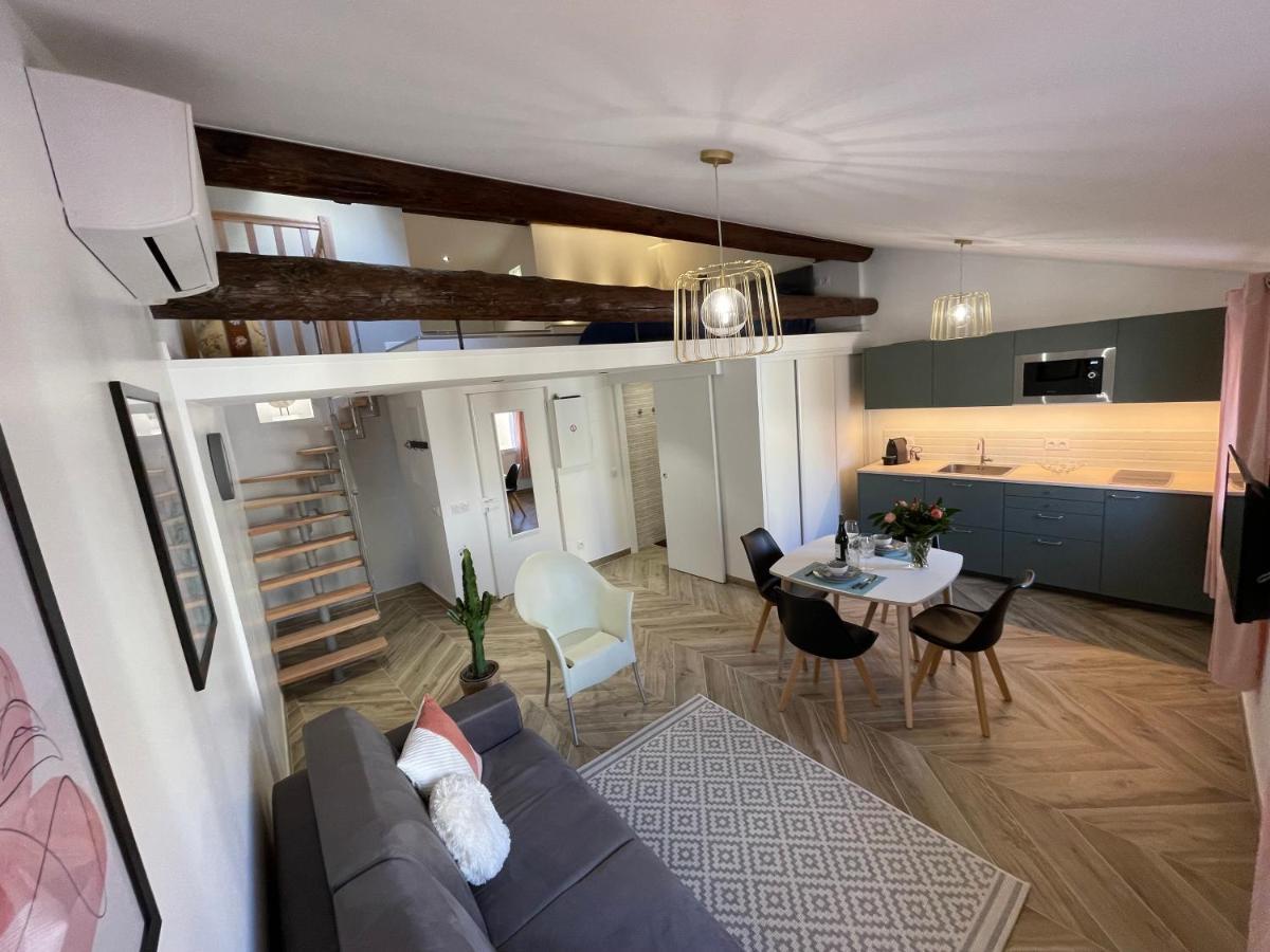 Nice Renting - Massena - Loft - Heart Of Vieil Antibes - The Market With Sea View Kültér fotó